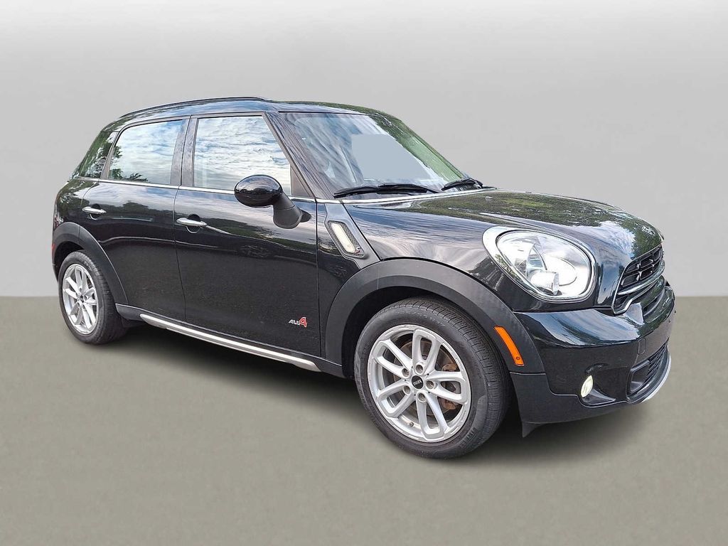 Thumbnail: 2015 MINI Cooper Countryman - 3