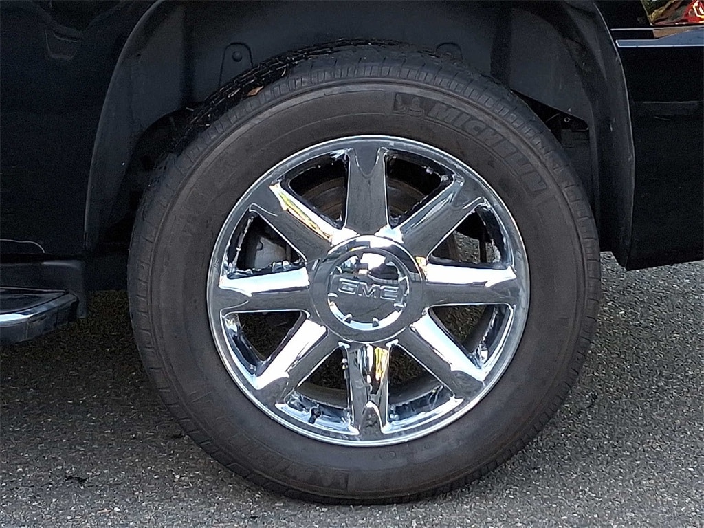 Thumbnail: 2014 GMC Yukon - 6