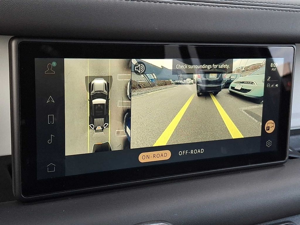 Thumbnail: 2021 Land Rover Defender - 15