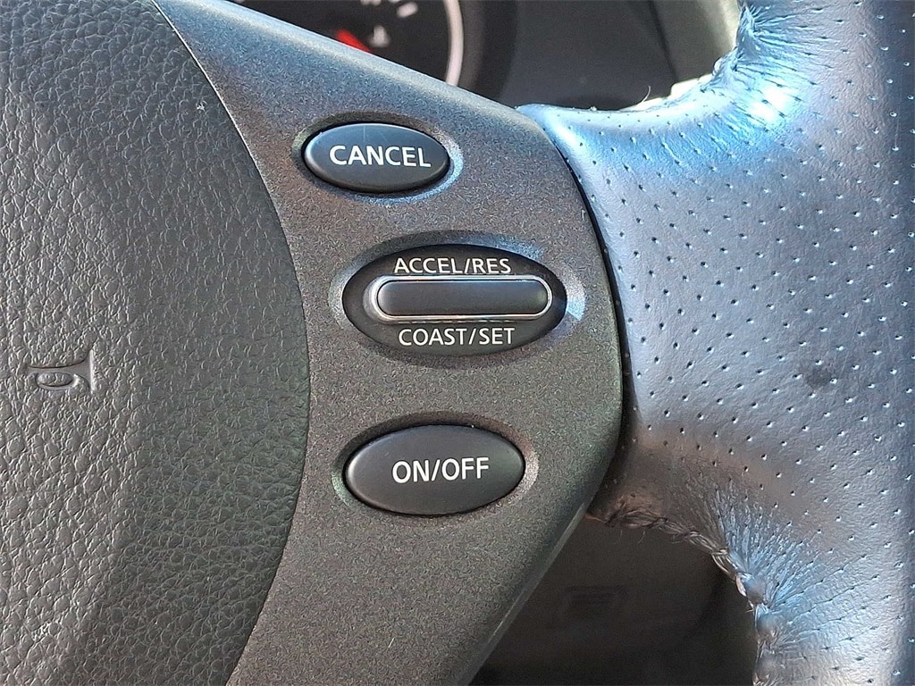 Thumbnail: 2010 Nissan Altima - 19