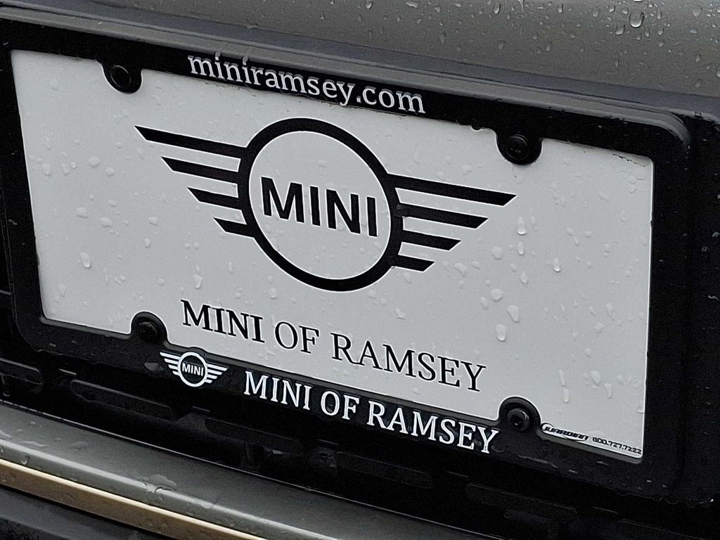 Thumbnail: 2024 MINI Cooper Hardtop - 29