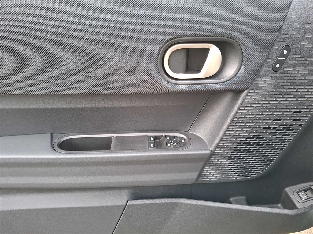 Thumbnail: 2025 MINI Cooper Hardtop - 12