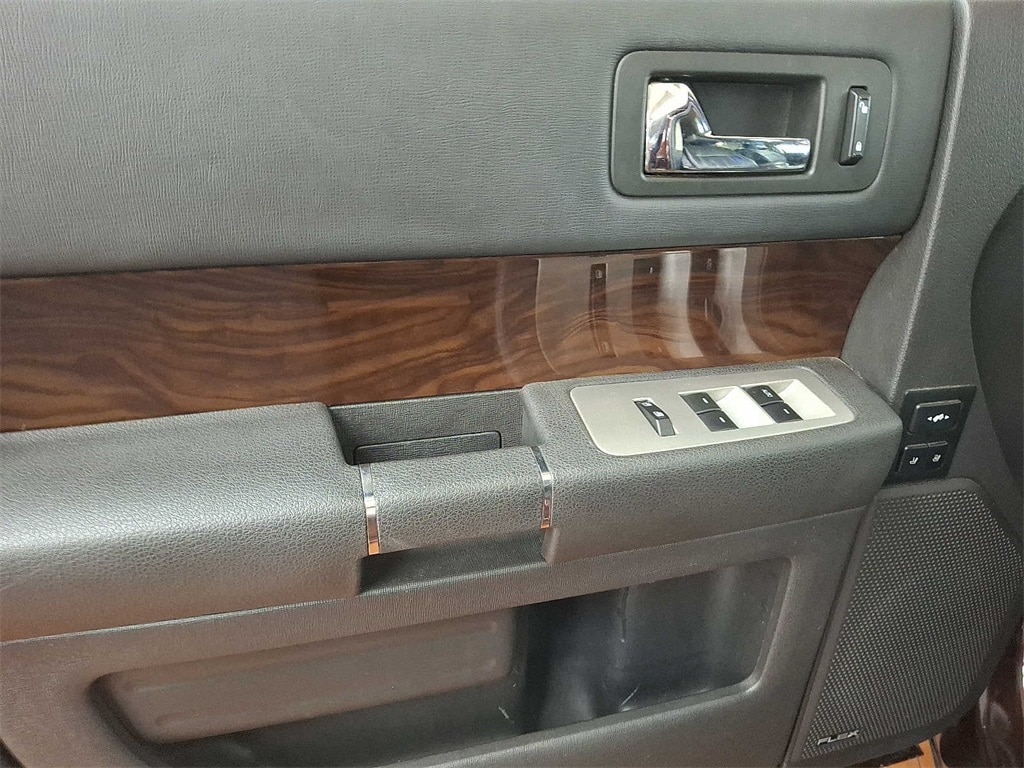 Thumbnail: 2012 Ford Flex - 9