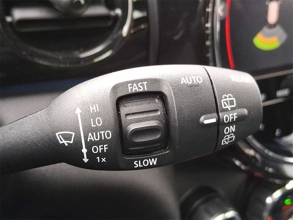 Thumbnail: 2024 MINI Cooper Hardtop - 21