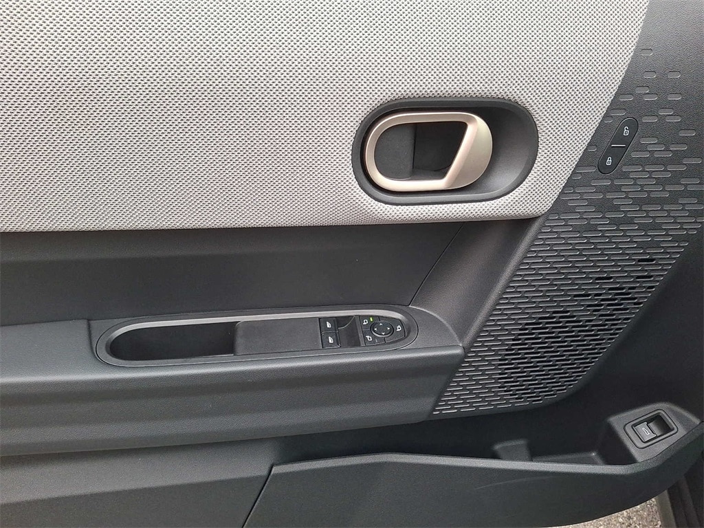 Thumbnail: 2025 MINI Cooper Hardtop - 12