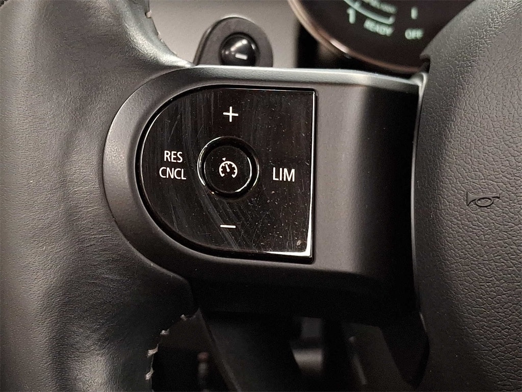 Thumbnail: 2023 MINI Cooper Convertible - 16