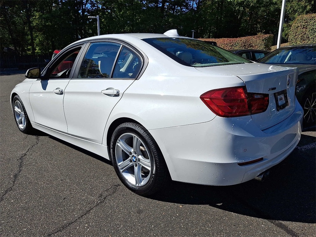 Thumbnail: 2015 BMW 3 Series - 6