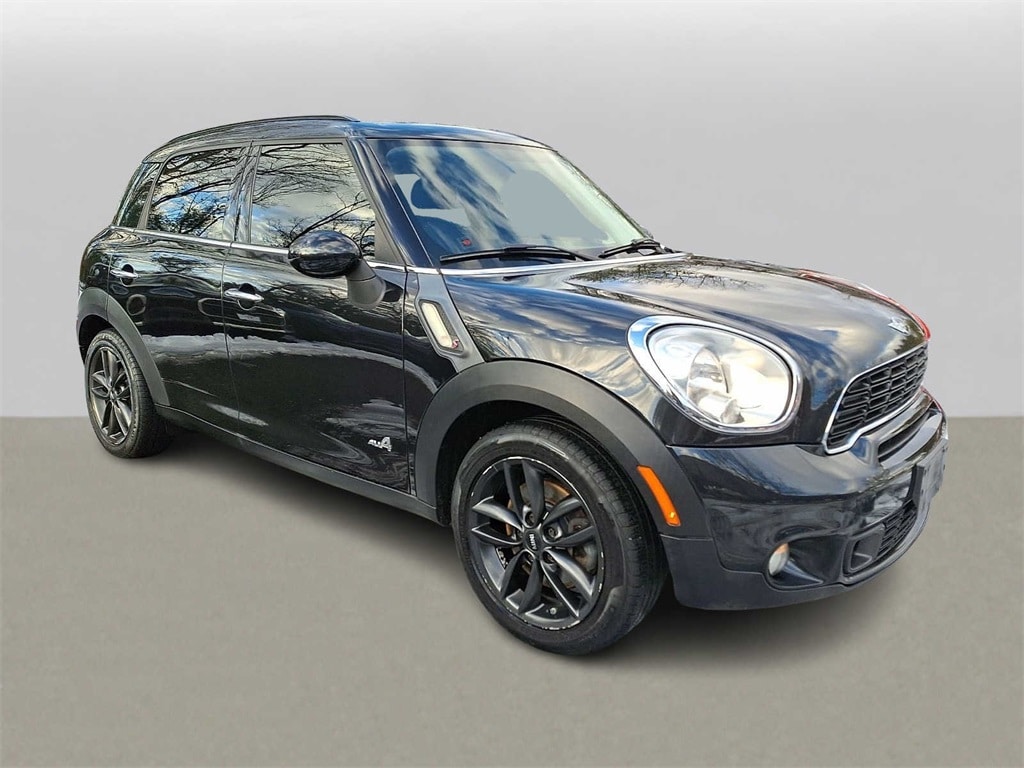 Thumbnail: 2014 MINI Cooper Countryman - 3