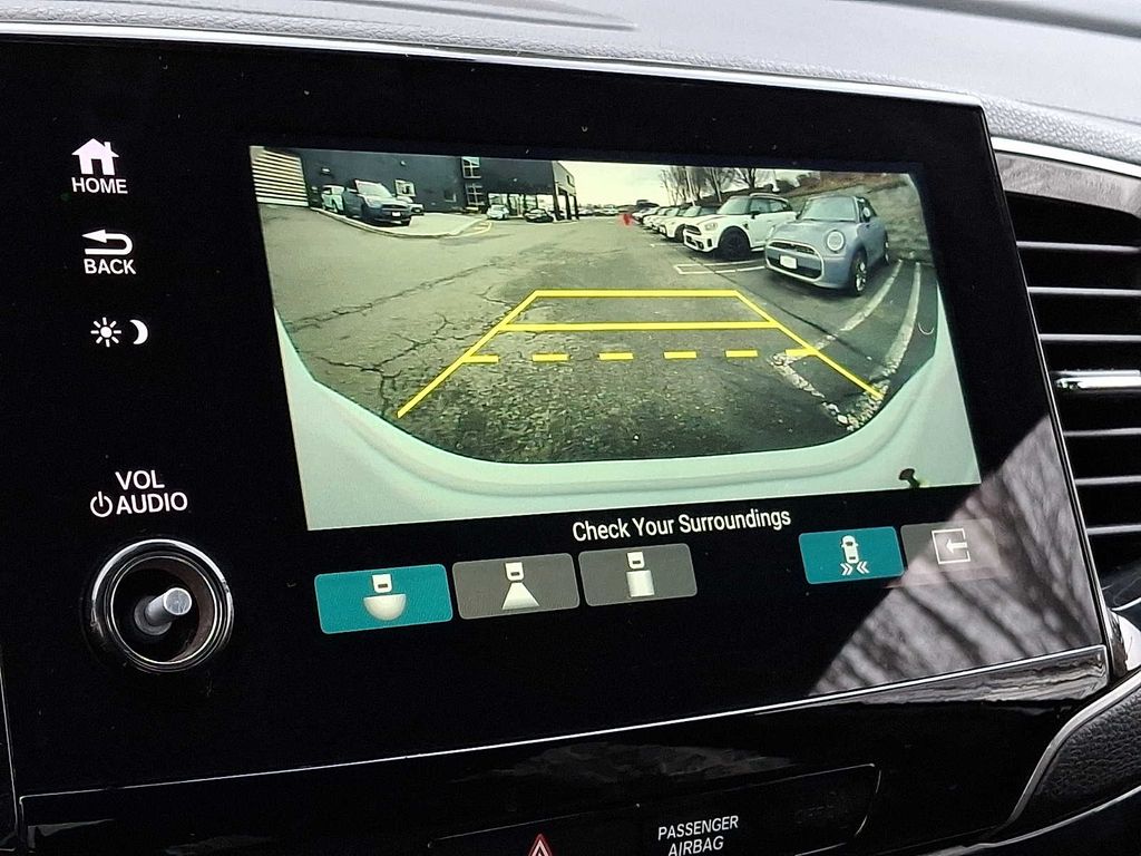 Thumbnail: 2022 Honda Pilot - 18