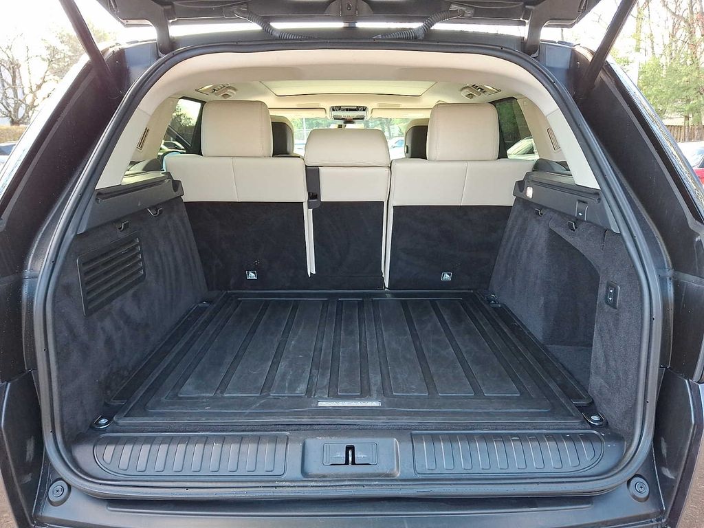 Thumbnail: 2021 Land Rover Range Rover Sport - 26