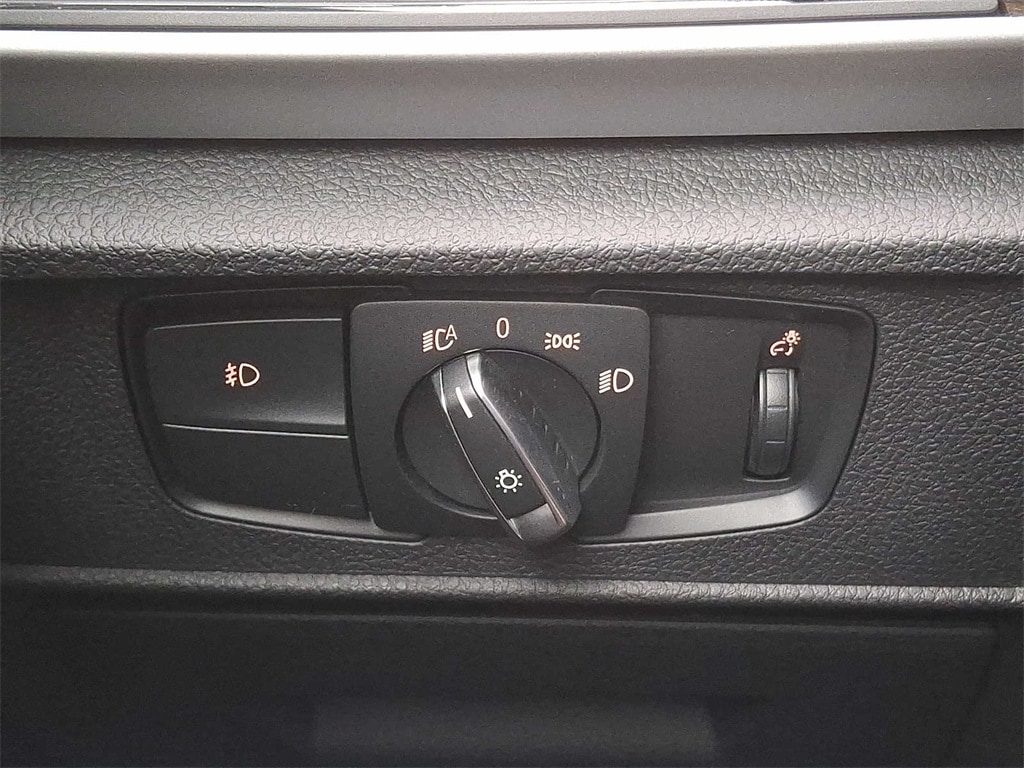 Thumbnail: 2017 BMW 2 Series - 24