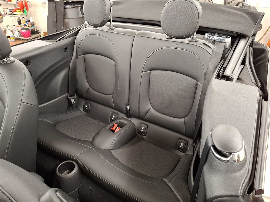 Thumbnail: 2022 MINI Cooper Convertible - 8