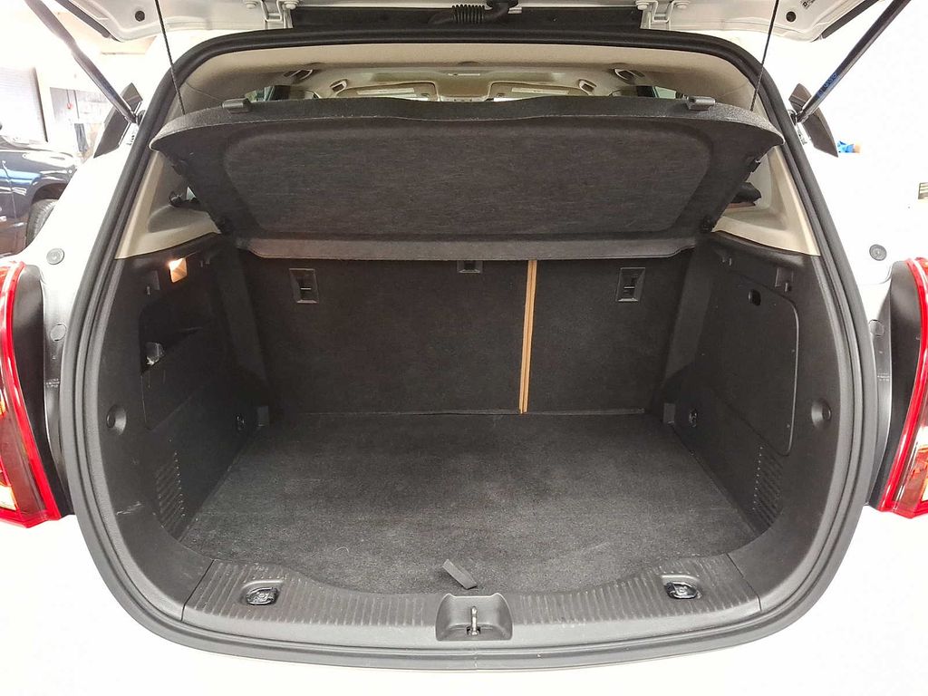 Thumbnail: 2019 Buick Encore - 27