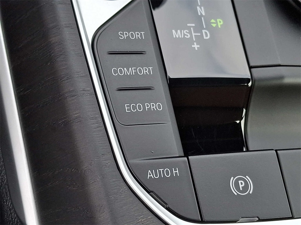 Thumbnail: 2023 BMW 4 Series - 21