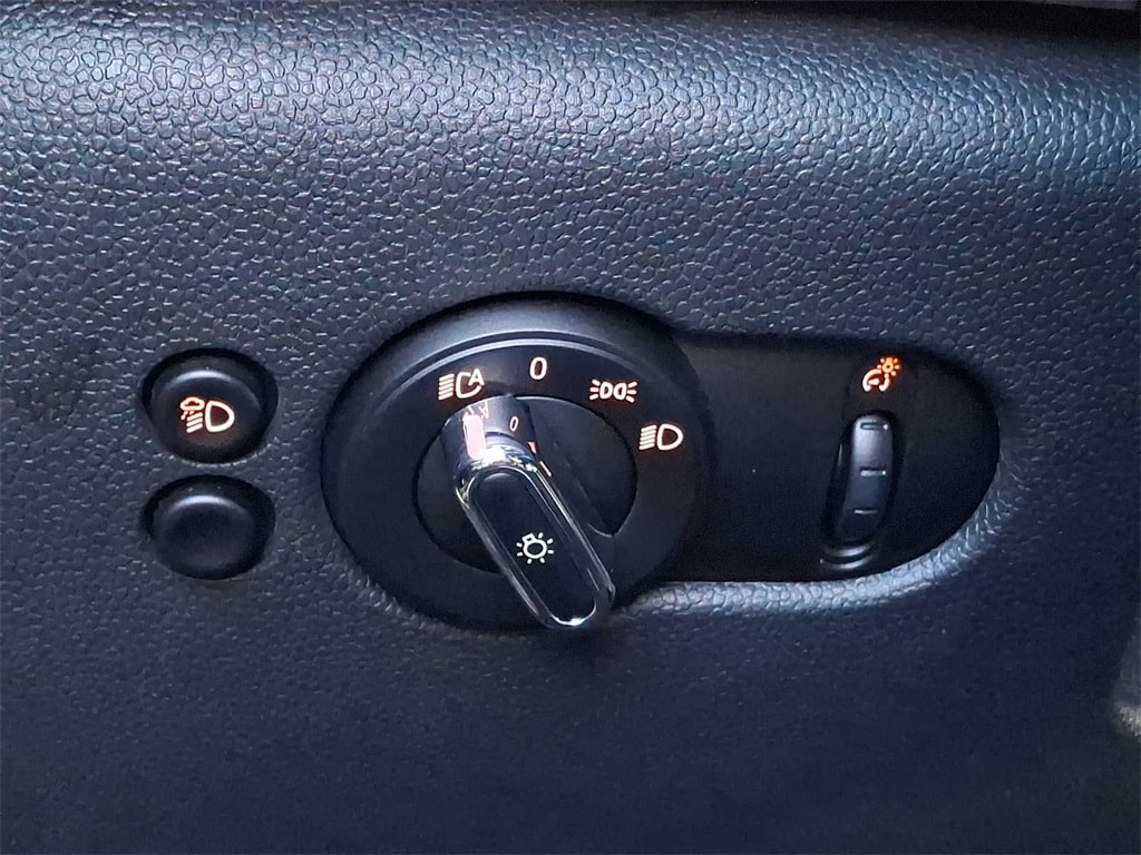 Thumbnail: 2023 MINI Cooper Convertible - 20