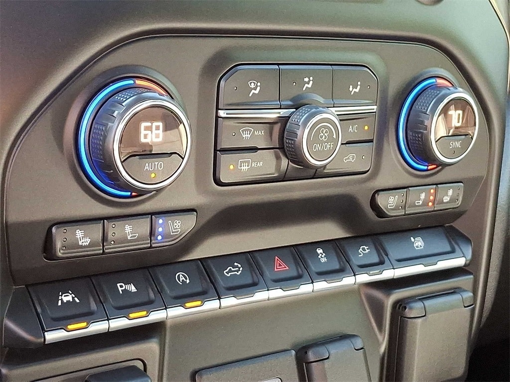 Thumbnail: 2019 Chevrolet Silverado 1500 - 13