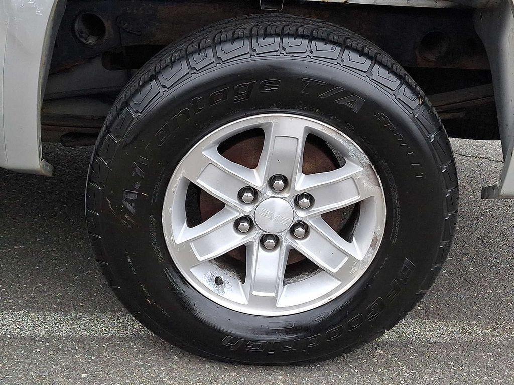 Thumbnail: 2011 GMC Sierra 1500 - 8