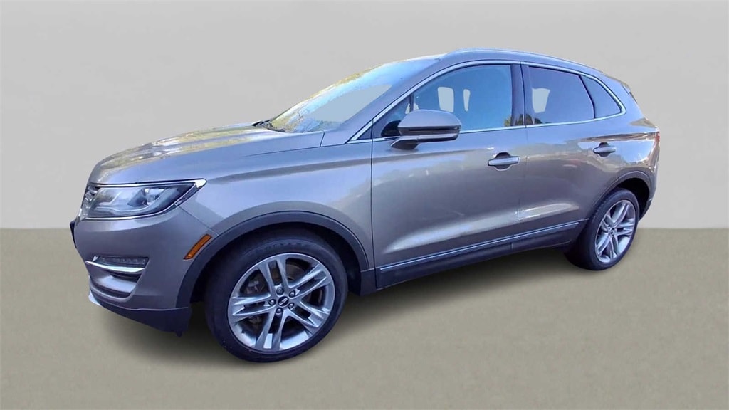 Thumbnail: 2017 Lincoln MKC - 4
