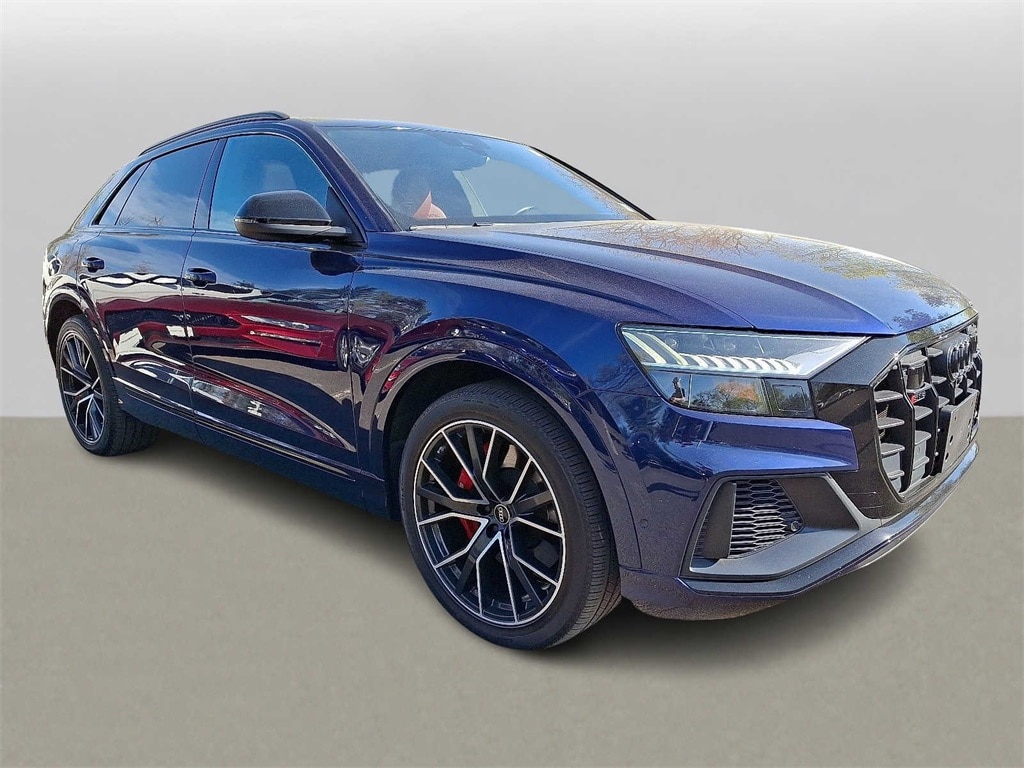 Thumbnail: 2022 Audi SQ8 - 3