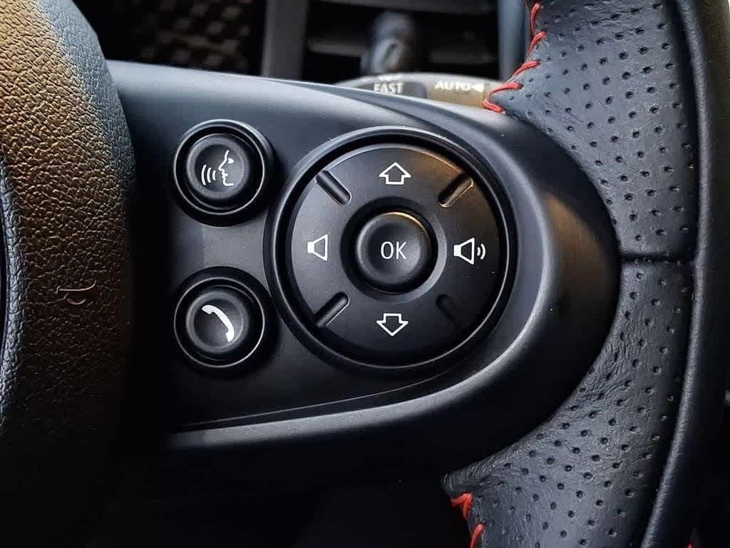 Thumbnail: 2017 MINI Cooper Convertible - 18