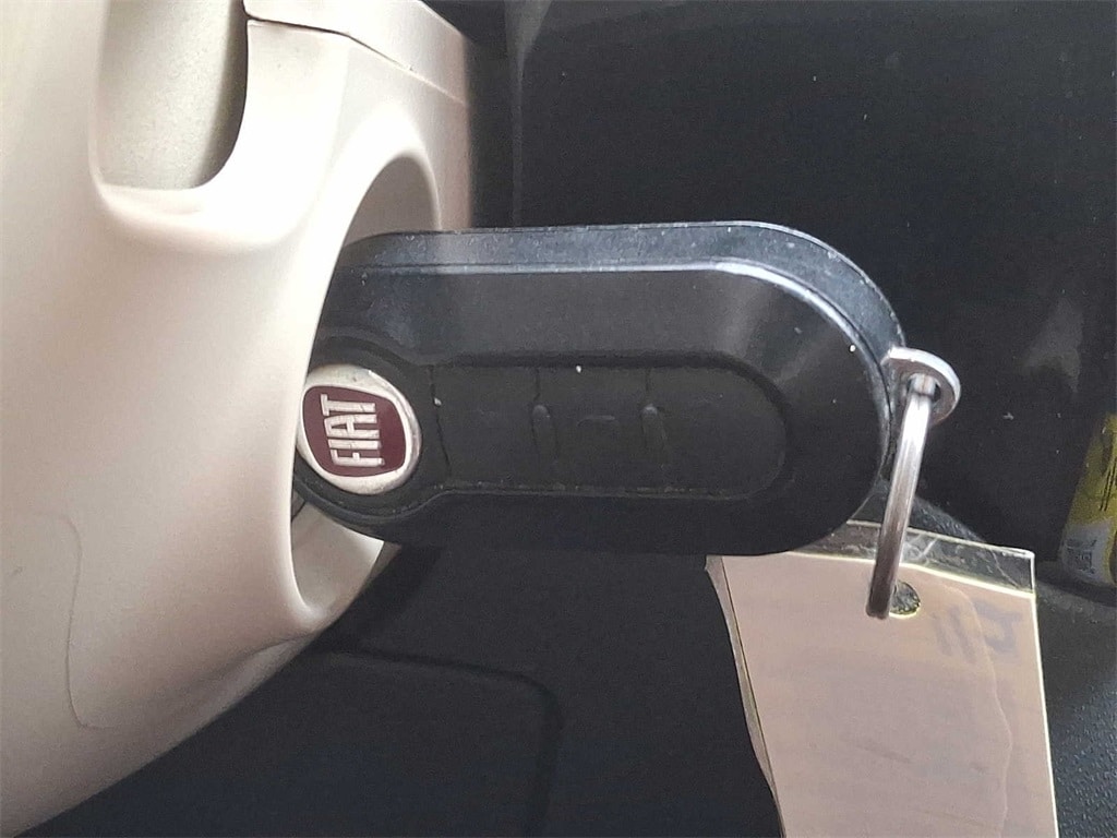 Thumbnail: 2012 Fiat 500 - 24