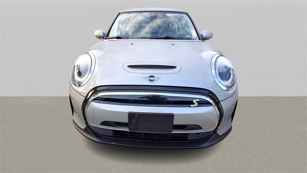 2024 Mini Cooper SE Signature photo 3