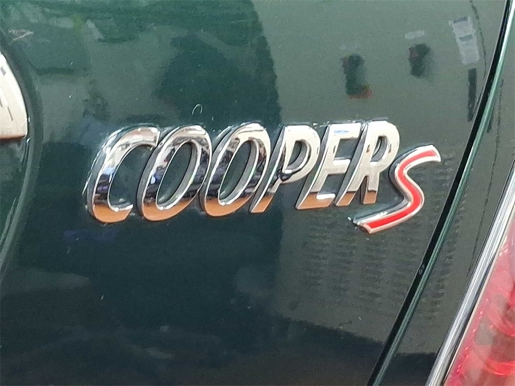 2013 MINI Cooper Base 28