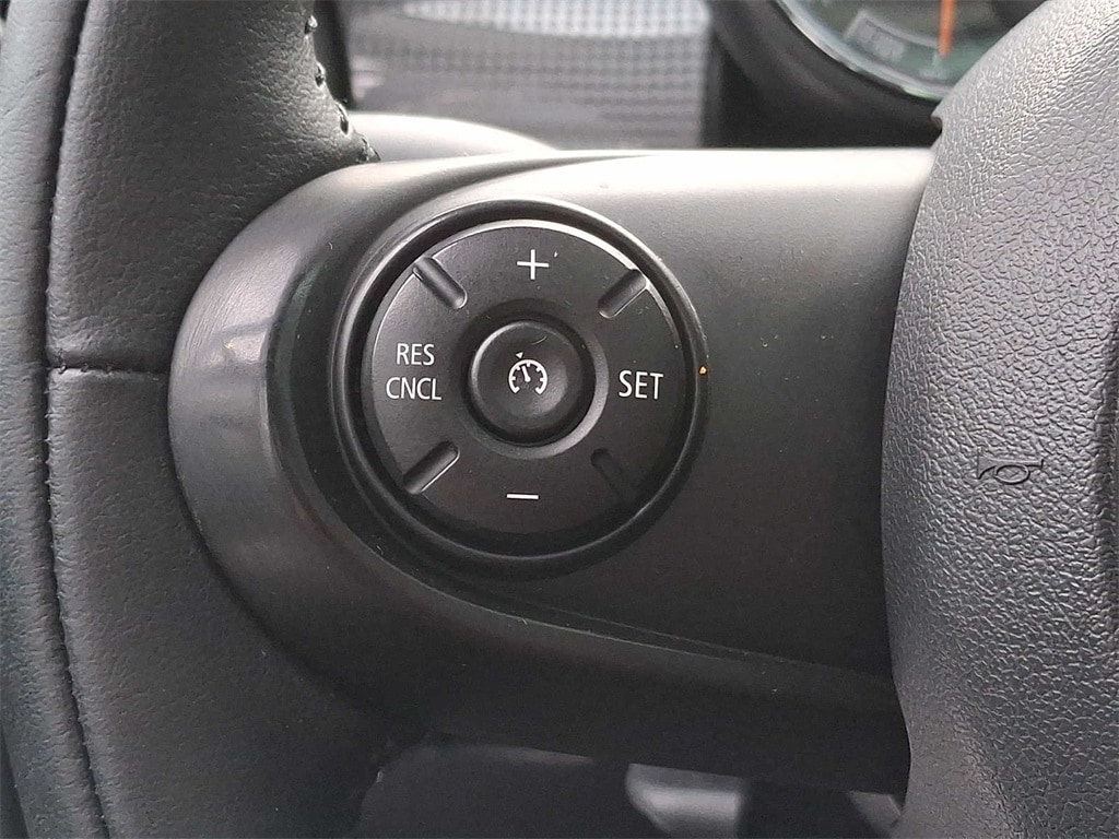 Thumbnail: 2019 MINI Cooper Hardtop - 19