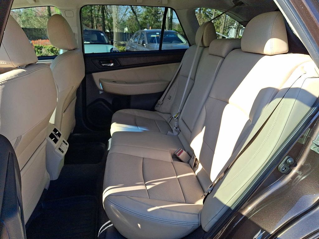 Thumbnail: 2019 Subaru Outback - 8