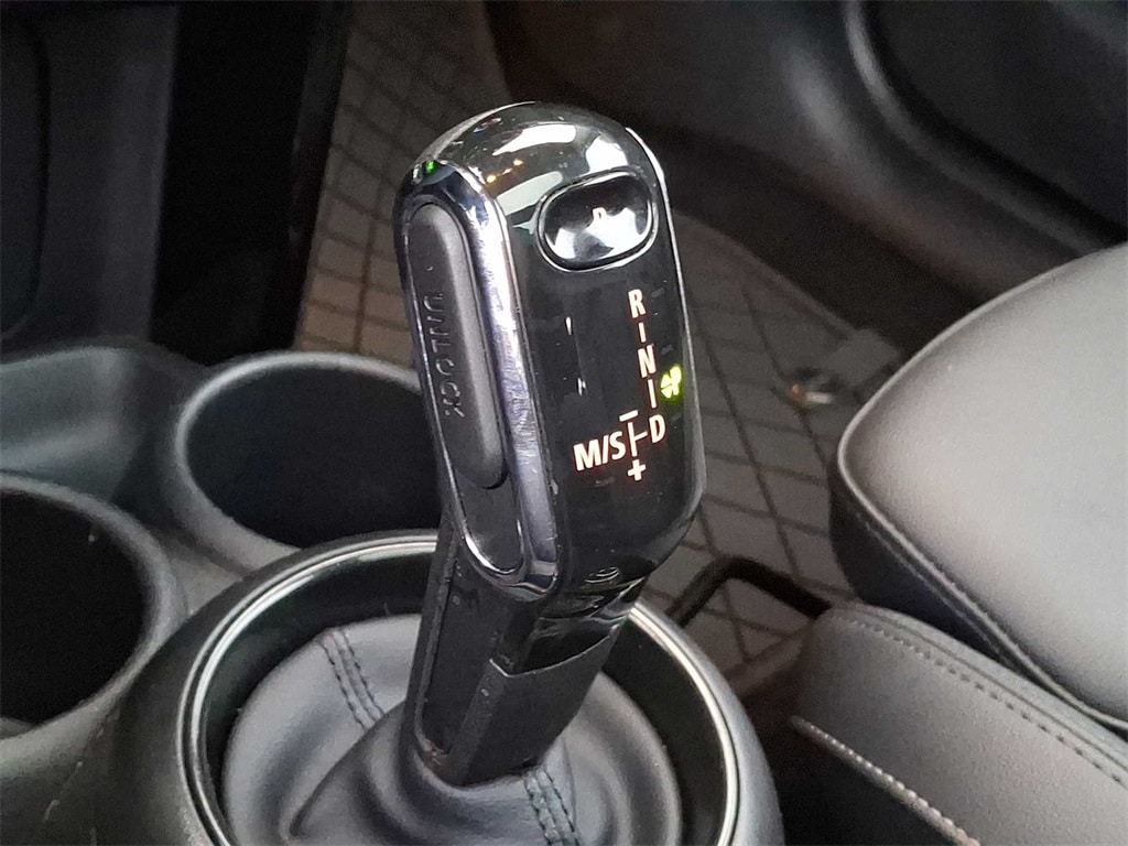 Thumbnail: 2023 MINI Cooper Hardtop - 13