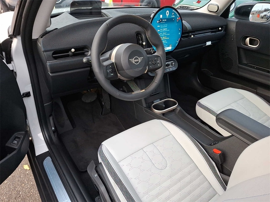 Thumbnail: 2025 MINI Cooper Hardtop - 11