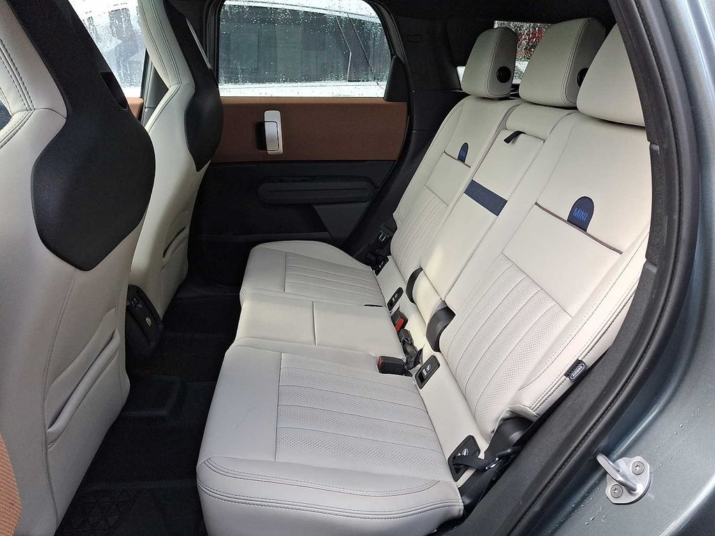 Thumbnail: 2025 MINI Cooper Countryman - 8