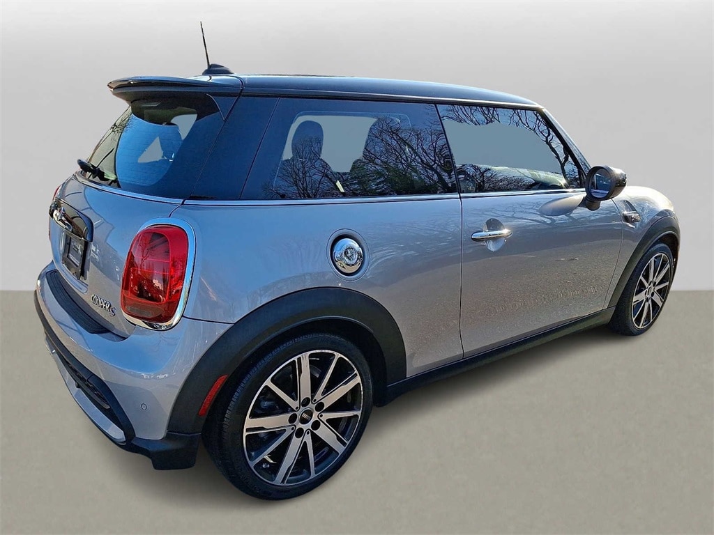 Thumbnail: 2024 MINI Cooper Hardtop - 5