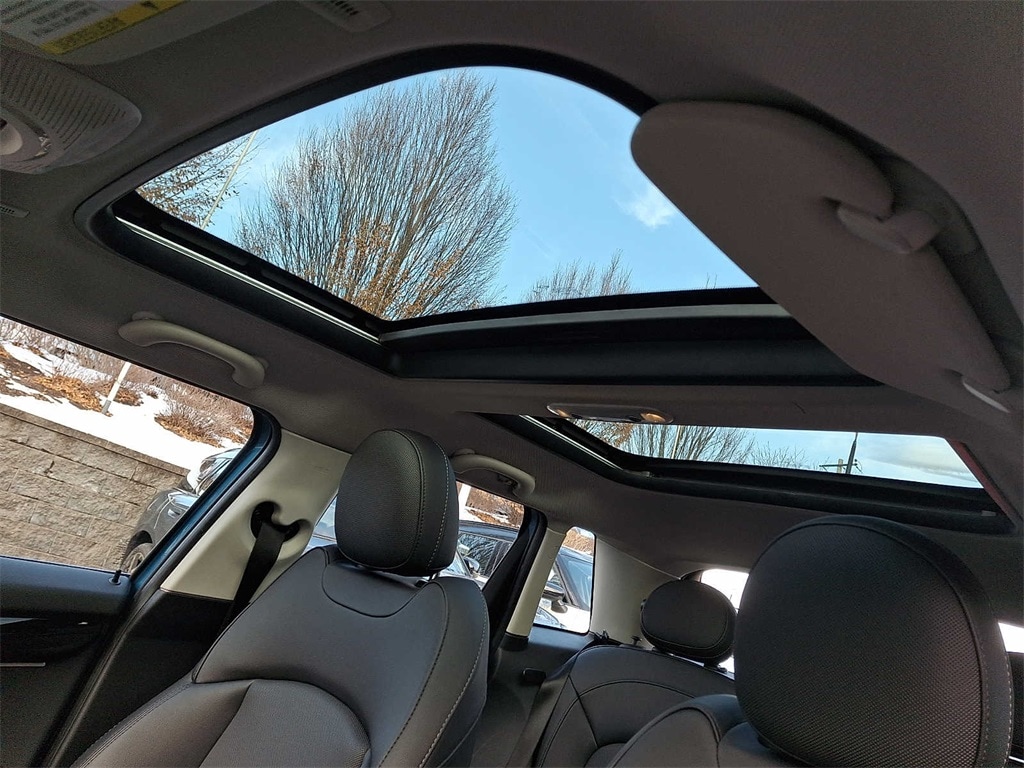 Thumbnail: 2023 MINI Cooper Hardtop - 12