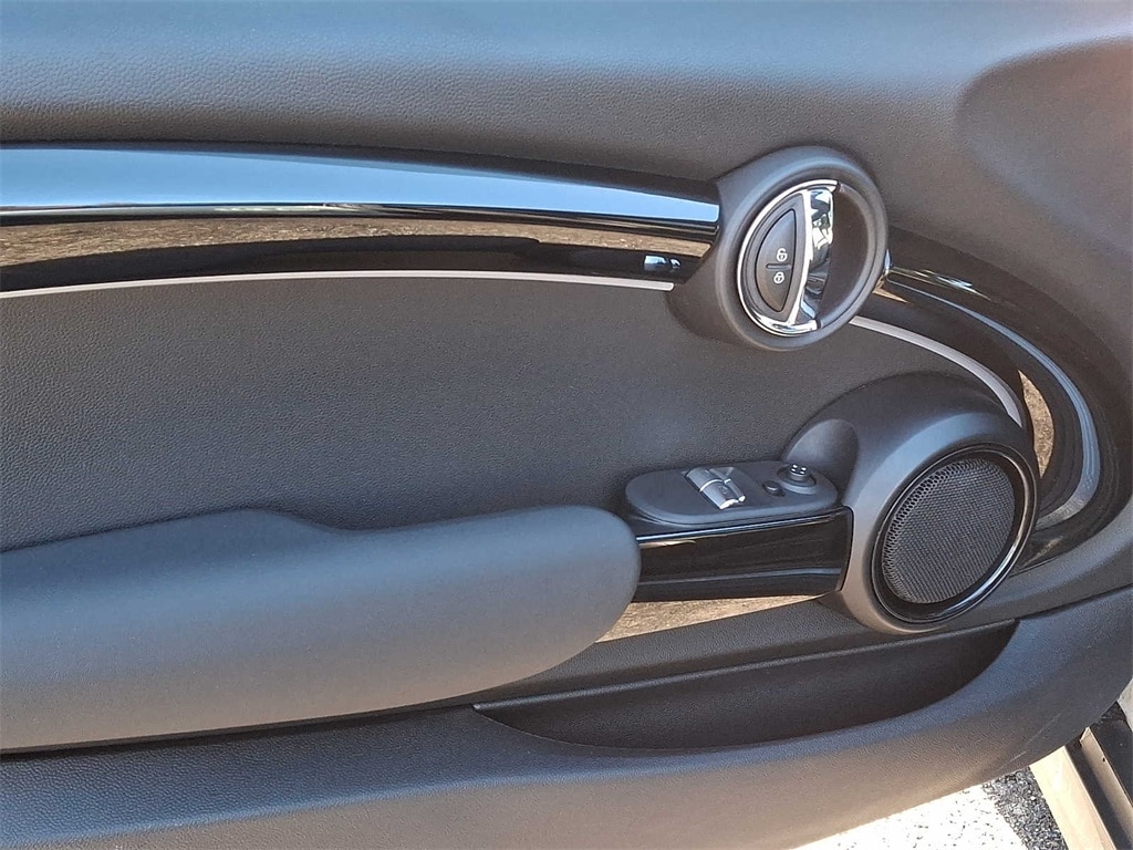 Thumbnail: 2023 MINI Cooper Hardtop - 12