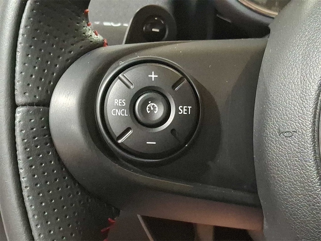 Thumbnail: 2019 MINI Cooper Countryman - 16