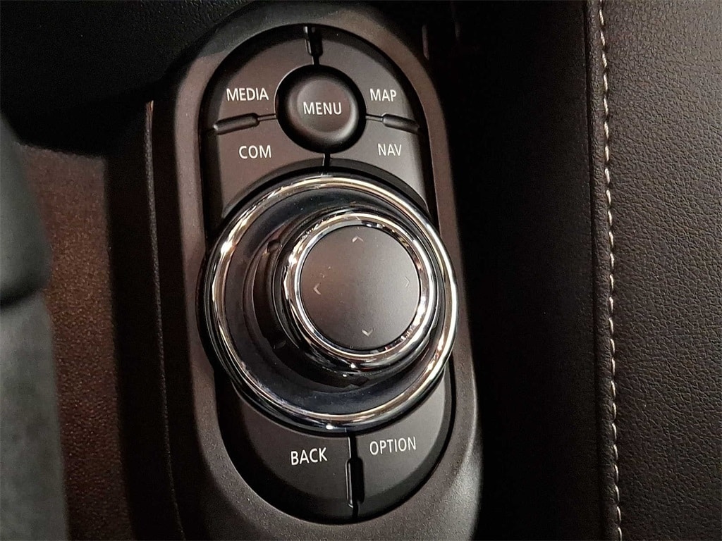 Thumbnail: 2024 MINI Cooper Hardtop - 20