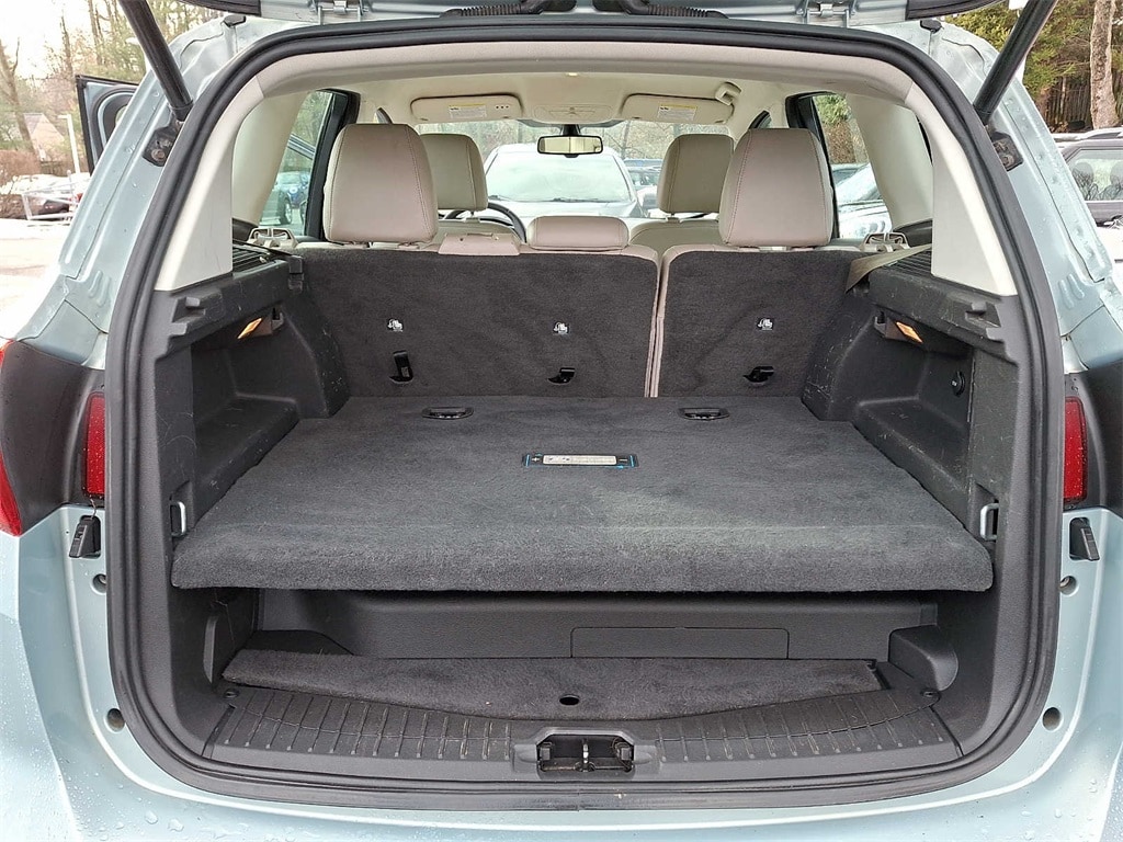 Thumbnail: 2014 Ford C-Max - 26