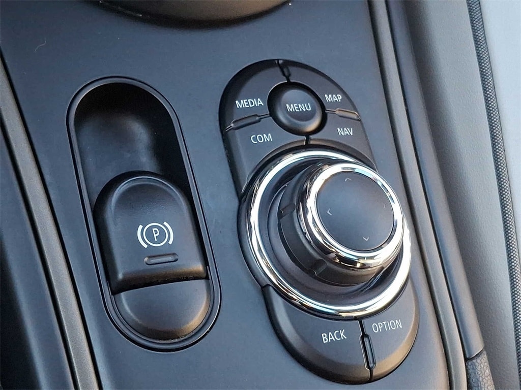 Thumbnail: 2023 MINI Cooper Countryman - 21