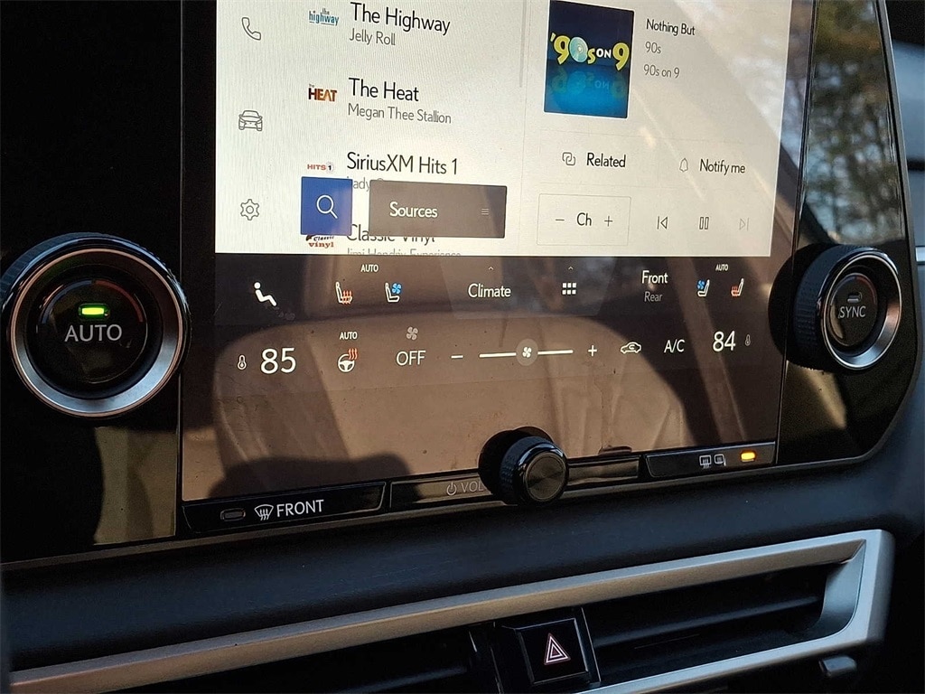 Thumbnail: 2023 Lexus RX - 14