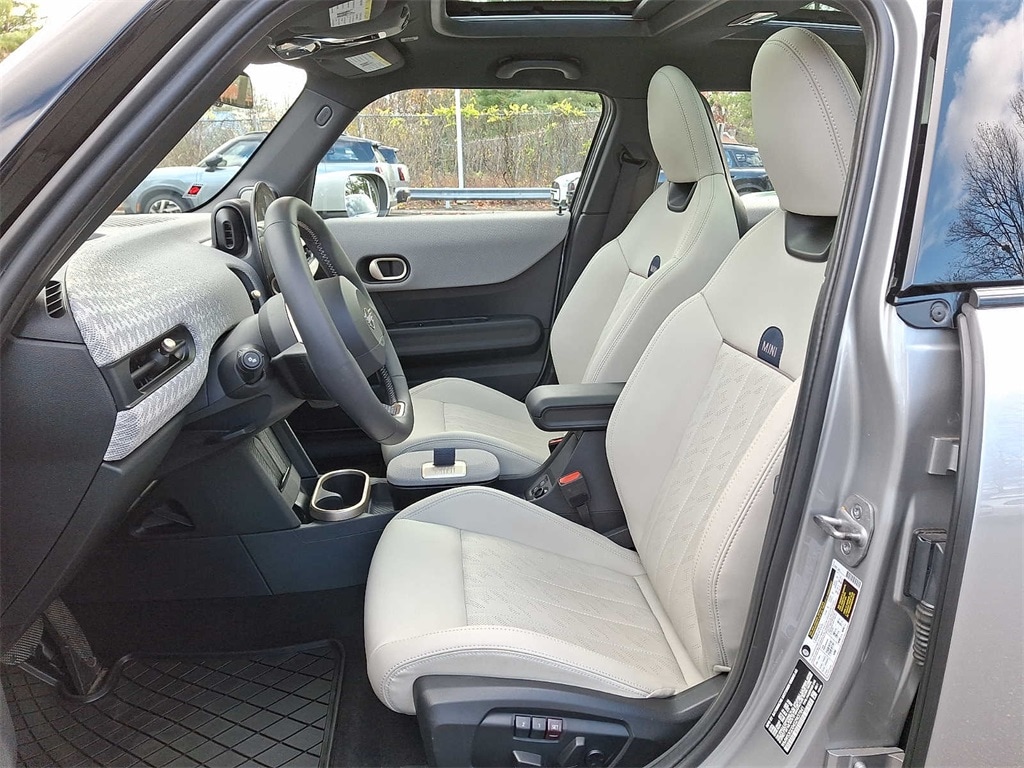 Thumbnail: 2025 MINI Cooper Hardtop - 11