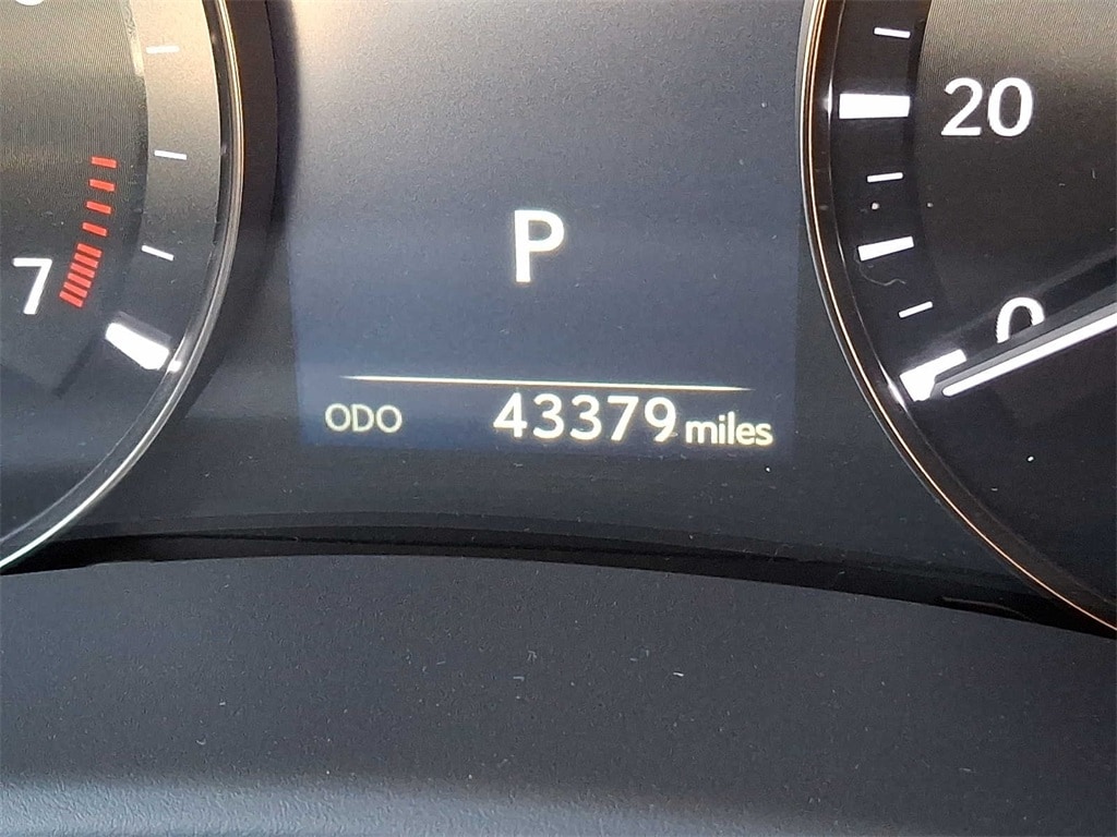 Thumbnail: 2016 Lexus GS - 18