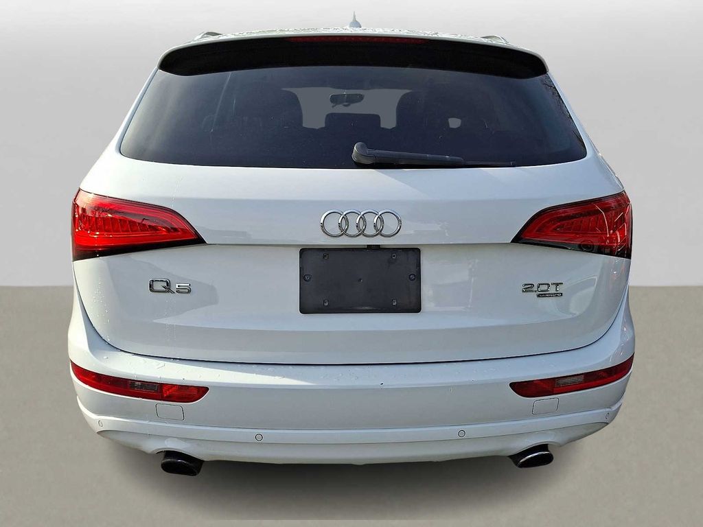 Thumbnail: 2014 Audi Q5 - 5
