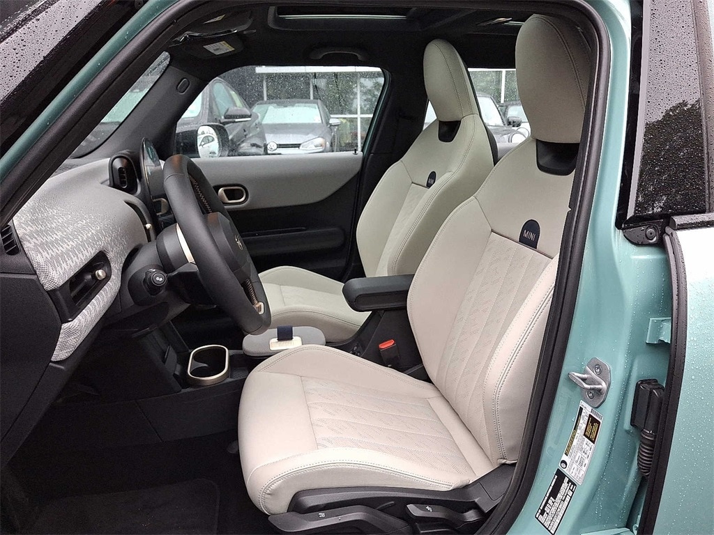 2025 MINI Cooper Hardtop S 10