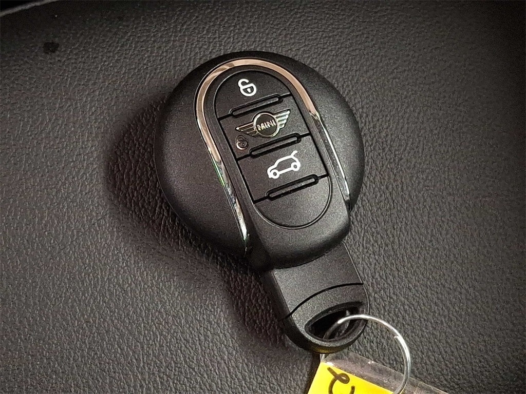 Thumbnail: 2019 MINI Cooper Countryman - 21