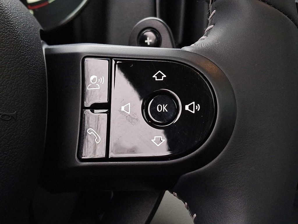 Thumbnail: 2023 MINI Cooper Countryman - 19