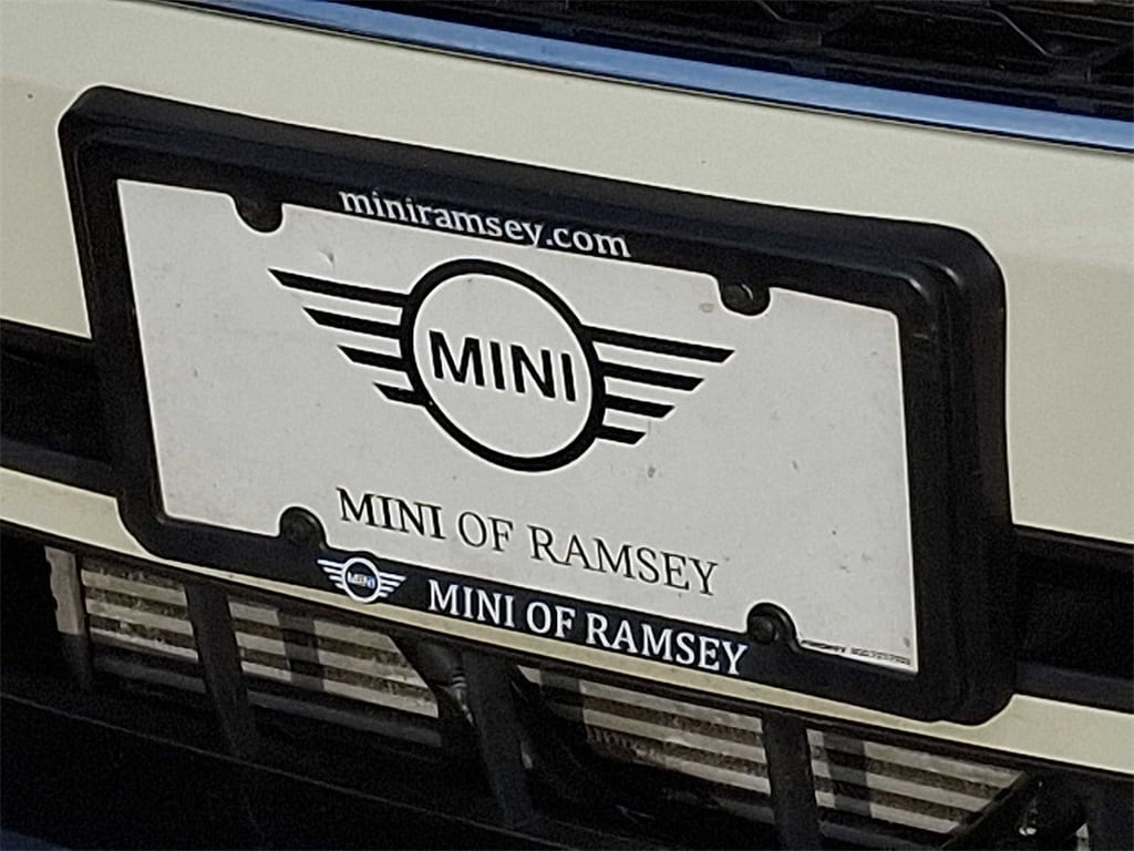 Thumbnail: 2022 MINI Cooper Convertible - 24