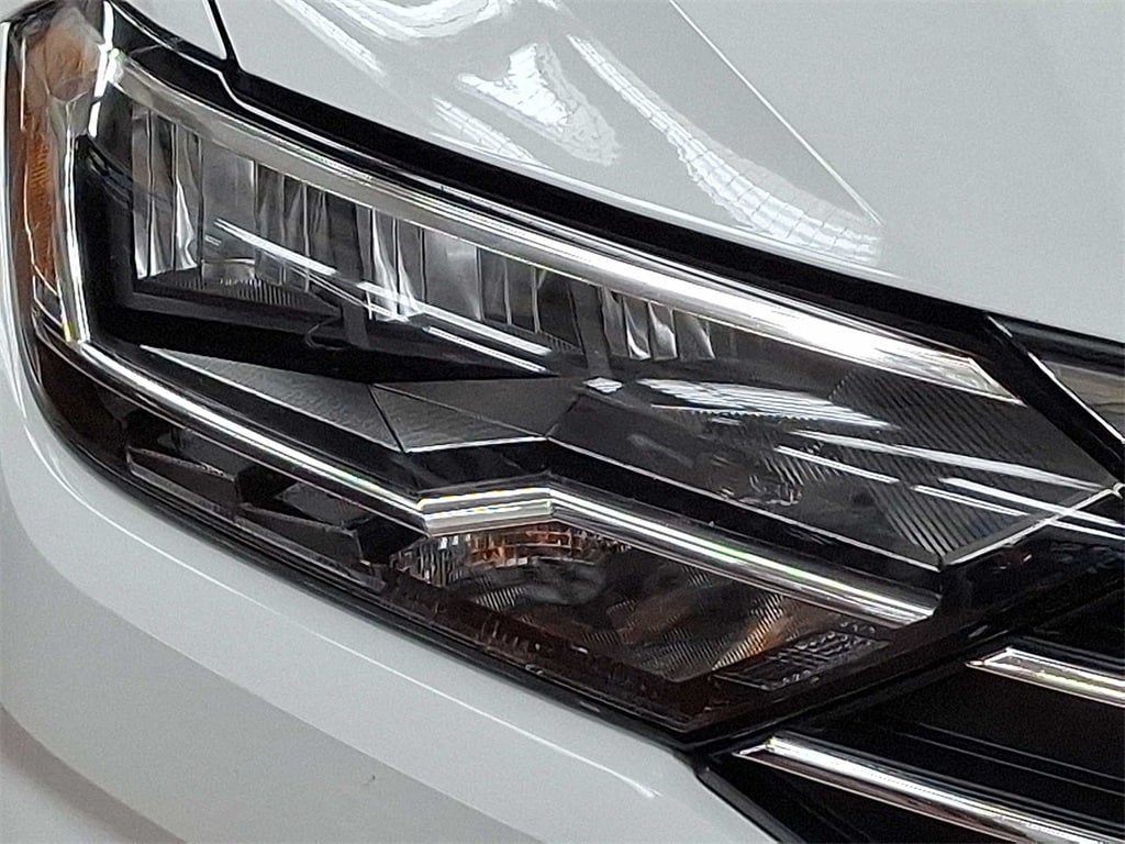Thumbnail: 2019 Volkswagen Jetta - 8