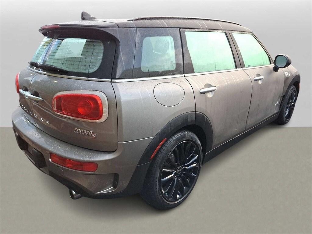 2017 Mini Cooper Base S ALL4 photo 4
