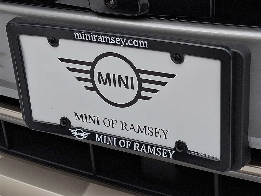 Thumbnail: 2019 MINI Cooper Hardtop - 30